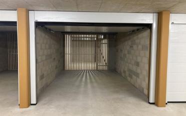Single garage - image - 3
