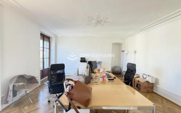 Office - image - 1