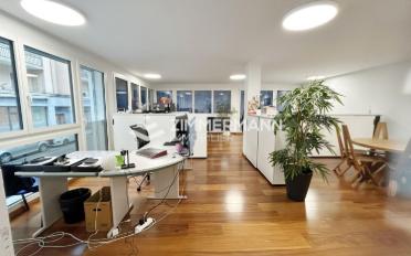 Office - image - 9